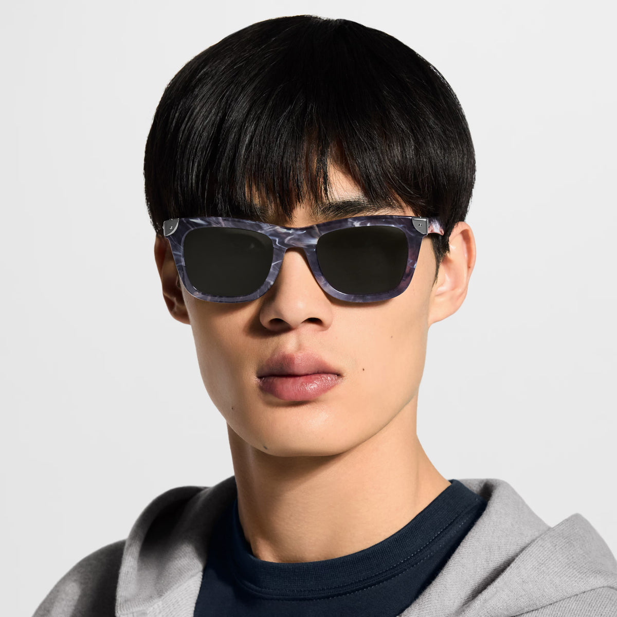 Louis Vuitton Men Square Frame Grey Sunglasses